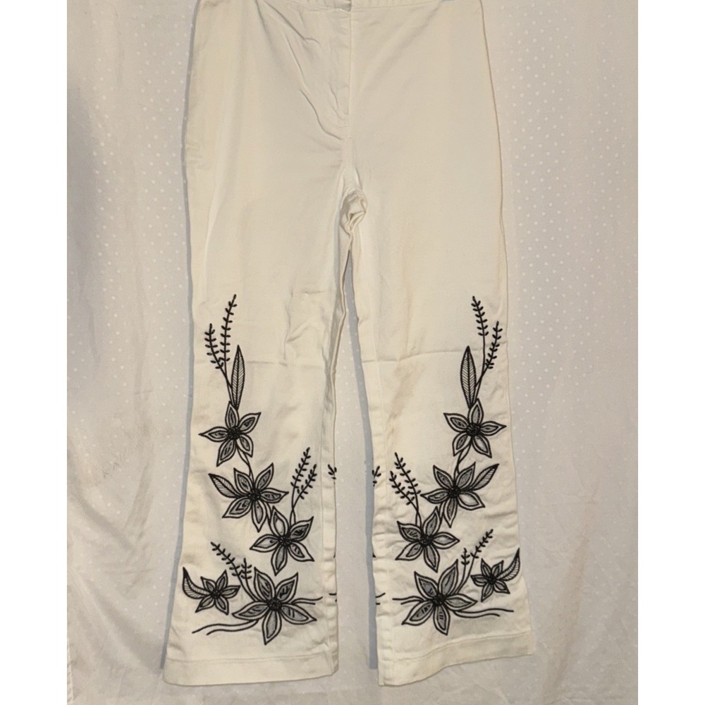 Vtg Basix II Beaded Floral Embroidered‎ Flare Pants Y2K. size 2   white w/ black